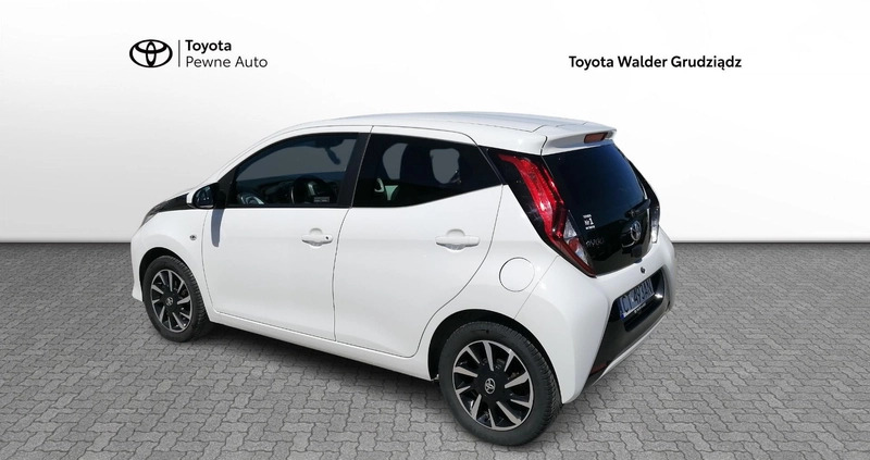 Toyota Aygo cena 45900 przebieg: 67107, rok produkcji 2020 z Grudziądz małe 191